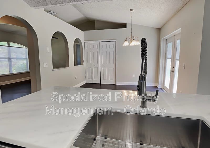 Kissimmee House: 1317 Dover Dr