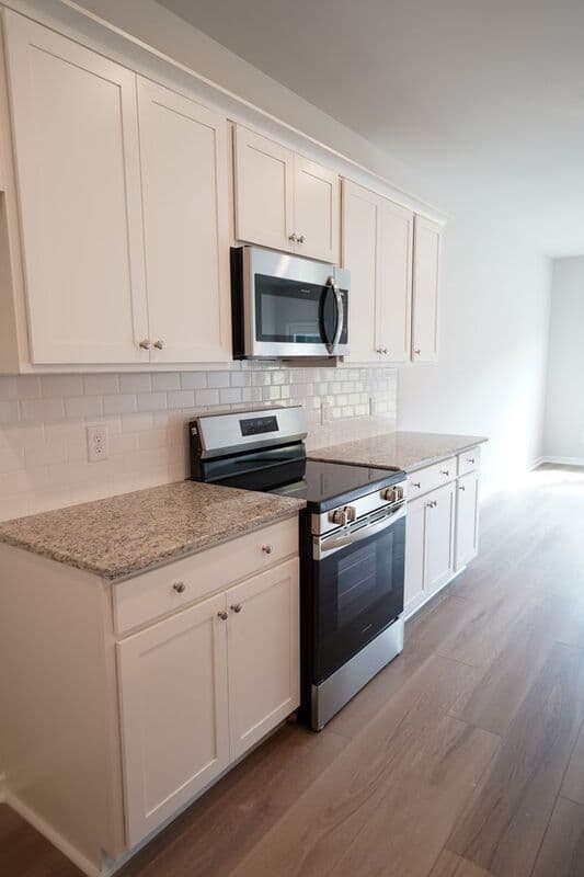 Bloomingdale House: 118 Seagrass Way