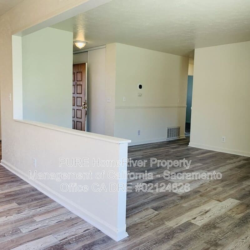 Sacramento House: 5320 Andrea Boulevard