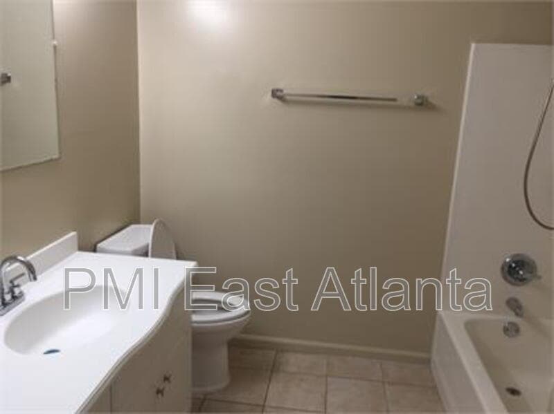 Atlanta Condo: 486 Old Wheat St NE