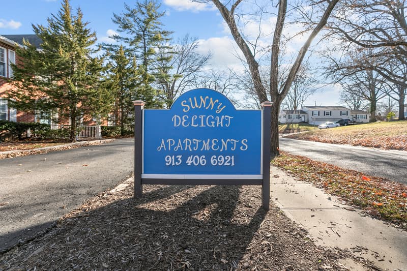 Overland Park Condo: 8325 Lowell Ave - 4