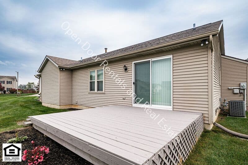 Woodburn House: 5021 Clovedale Dr
