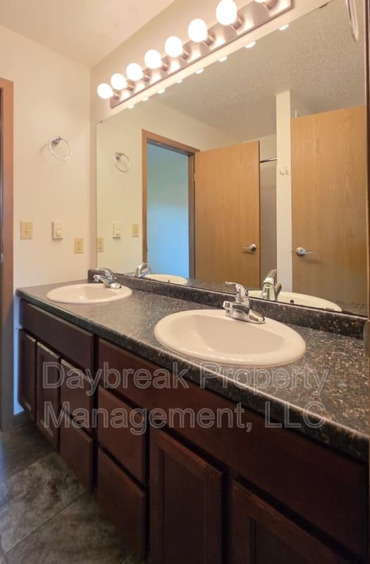 Moorhead Condo: 303 16th Street South - 1
