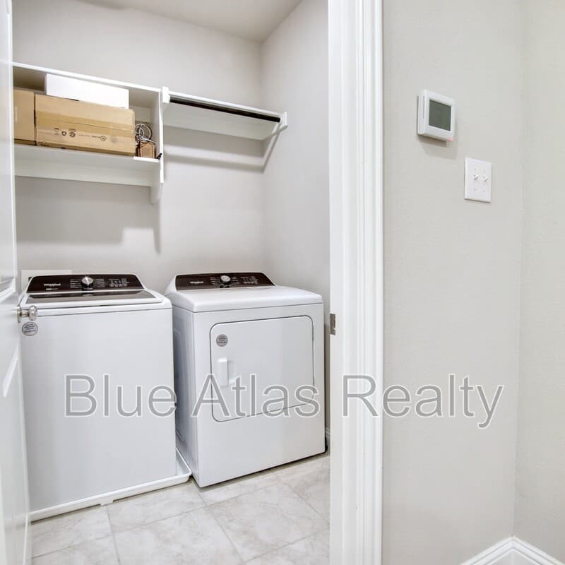 Allen House: 544 Sequoia Street