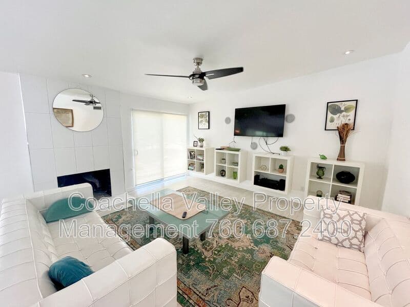 Palm Springs House: 2719 E Ventura Road
