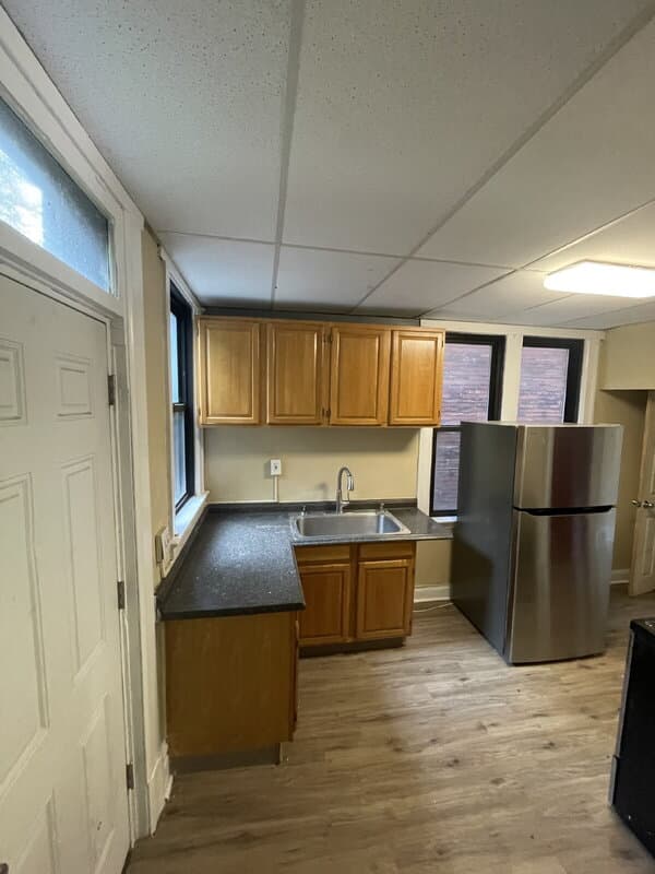 Pittsburgh House: 1250 Blackadore Avenue