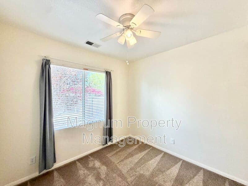 Menifee House: 33205 Gypsum St