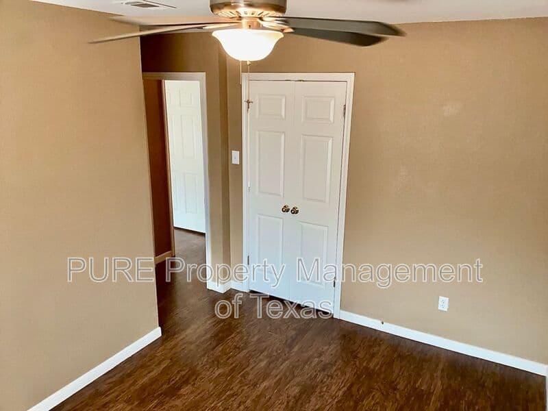 Austin Condo: 8605 Talyne Chaise Circle