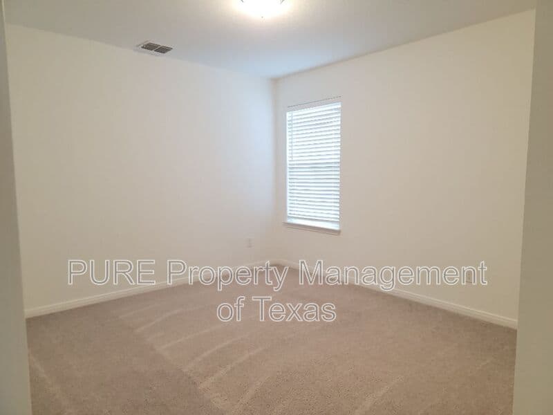 Round Rock House: 3201 College Park Dr