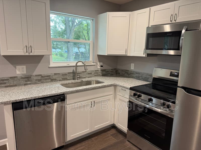 Florissant House: 1095 Boone Street