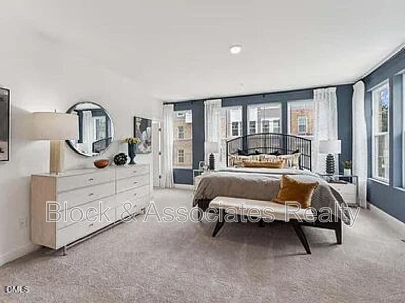 Wake Forest Condo: 404 Gaston Park Ln