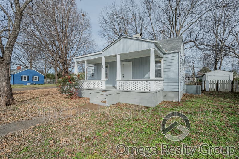 Huntsville House: 3920 Cypress Ave SW
