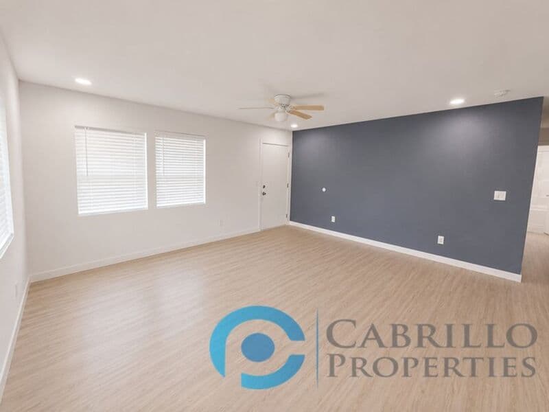 Oceanside House: 1307 Division Street