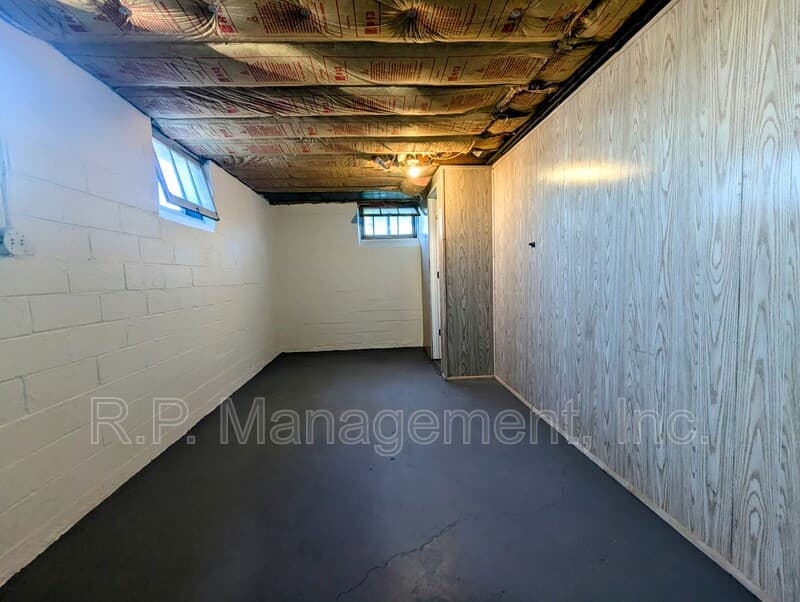 Maplewood House: 2303 Atlantic St
