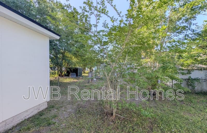 Jacksonville House: 2034 Hartridge St