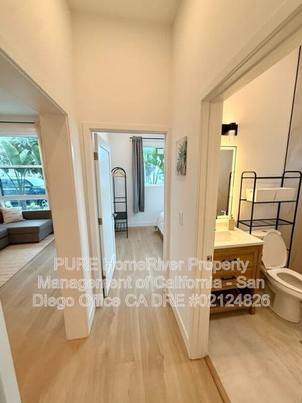 San Diego Condo: 2175 Bacon St