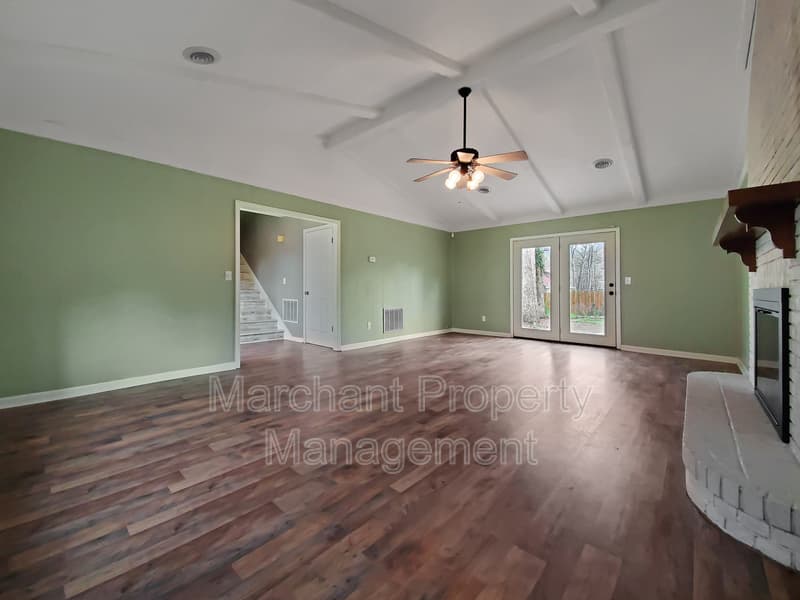 Simpsonville House: 121 Coalmont Court