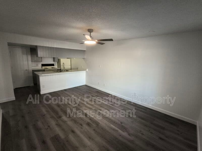 Tempe Apartment: 905 S Dorsey Lane