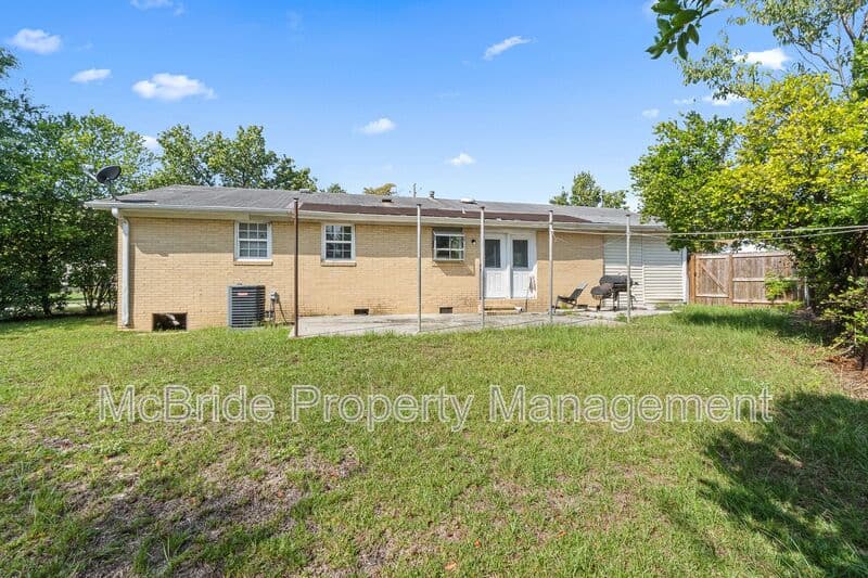 Augusta House: 3008 Claudia Drive