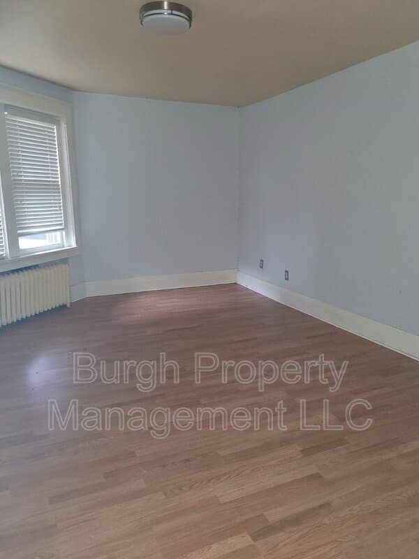 Pittsburgh Condo: 5512 Centre Ave
