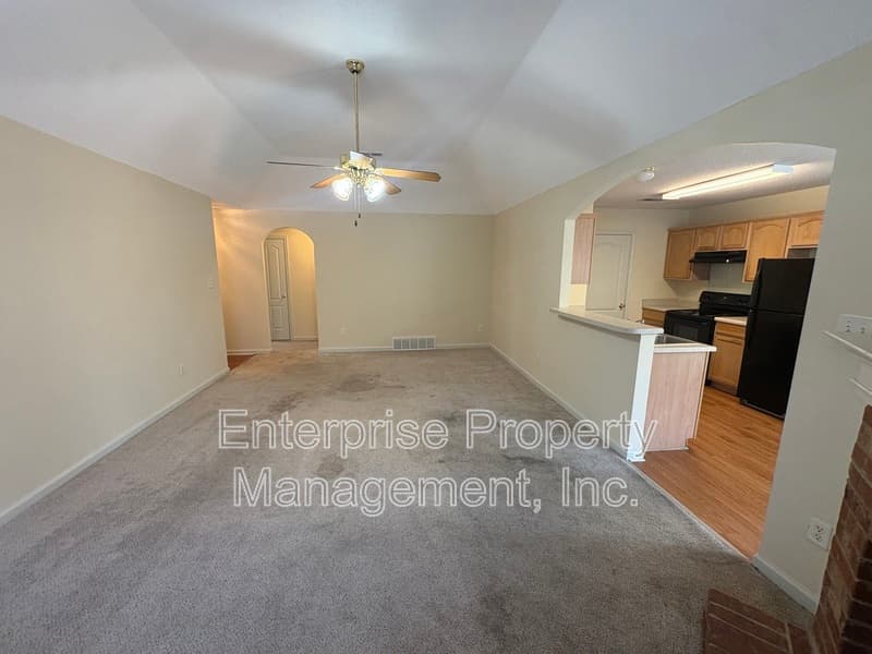 Cordova House: 10127 Cross Valley Drive