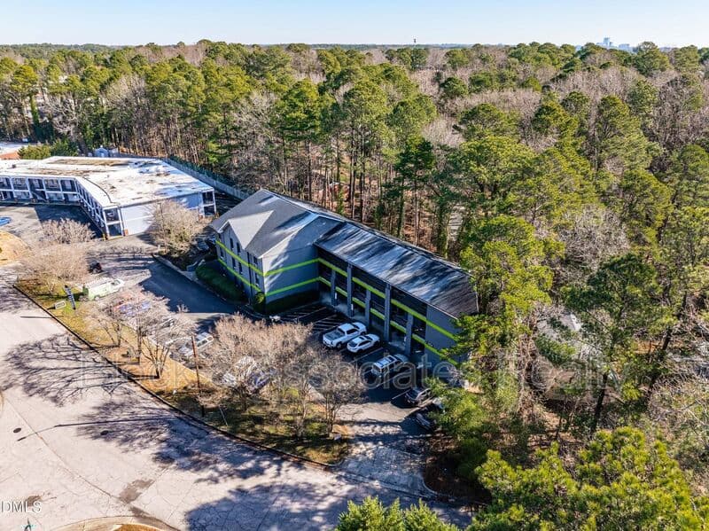 Raleigh Condo: 5104 Hollyridge Drive