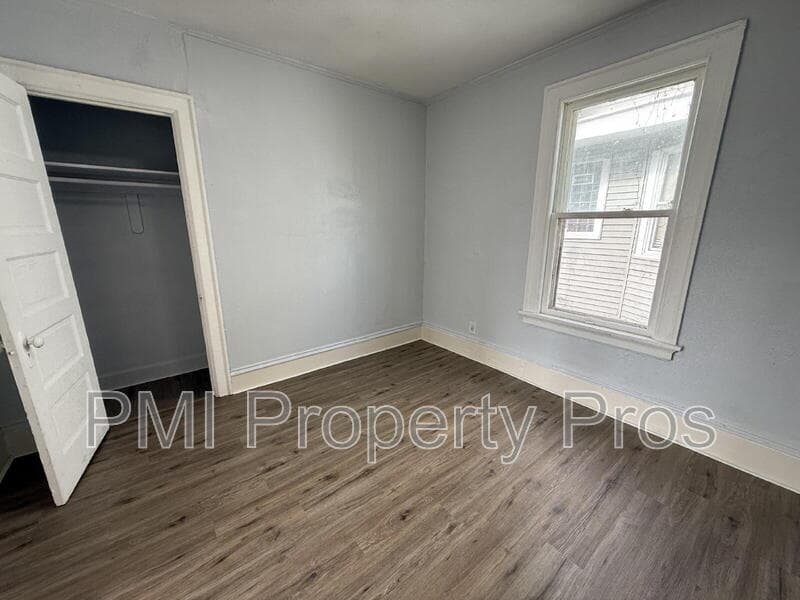 Milwaukee Condo: 1623 N 38th St