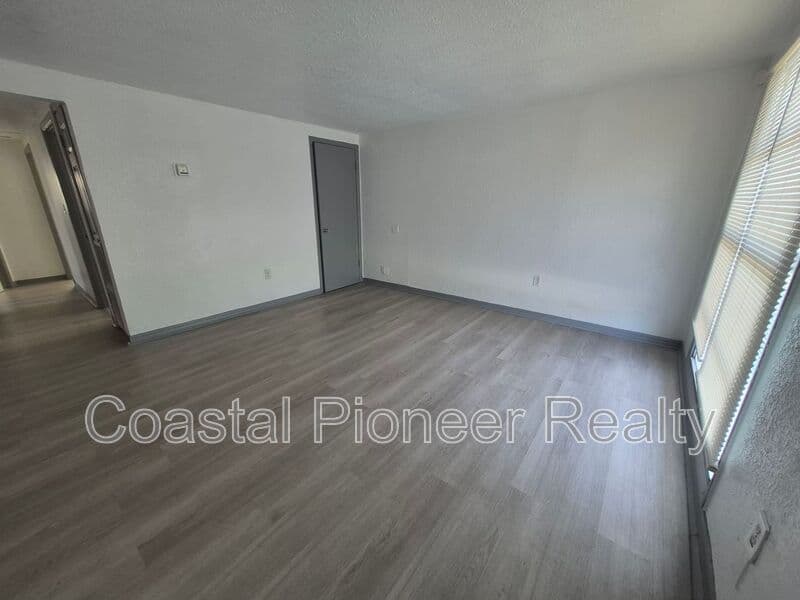 Tampa House: 3205 N 47th St