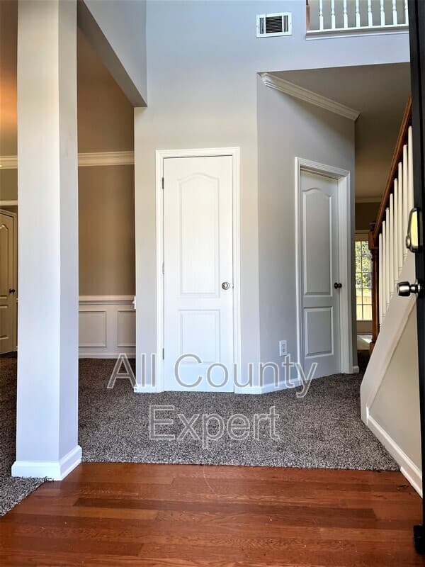 Snellville House: 2370 Temple View Ct