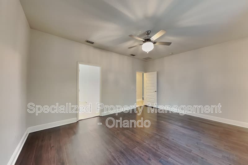 Winter Garden Townhome: 15543 Waterleigh Cove Dr