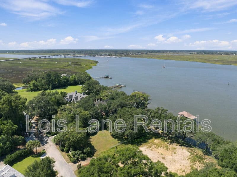 Charleston Condo: 2133 Wappoo Drive