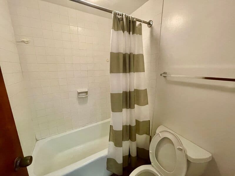 Honolulu Condo: 6750 Hawaii Kai Dr