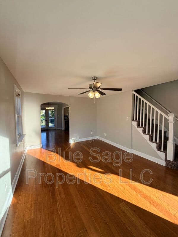 Ridley Park Townhome: 600 Michell St