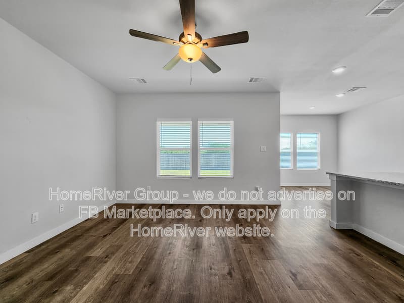 Navasota House: 2007 Spyglass Dr