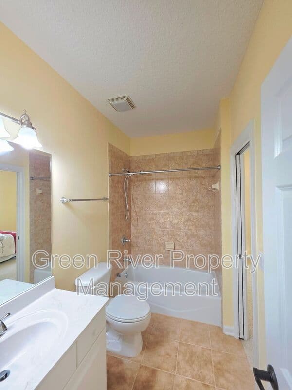 Fleming Island House: 2723 Shade Tree Dr