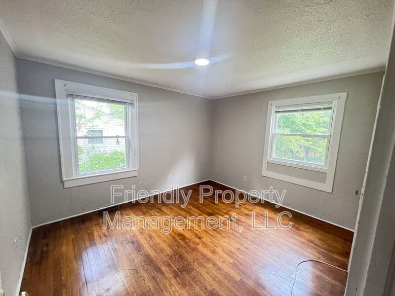 High Point House: 803 Worth St
