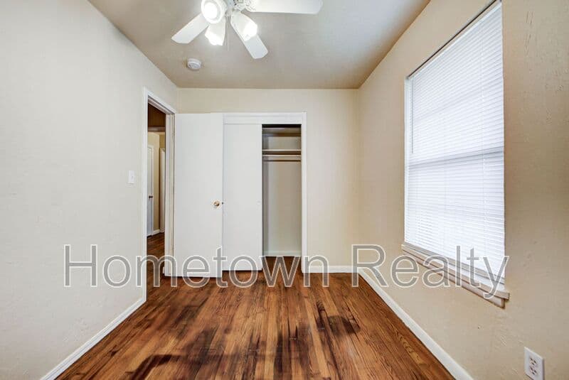 Oklahoma City House: 7201 S Walker Ave