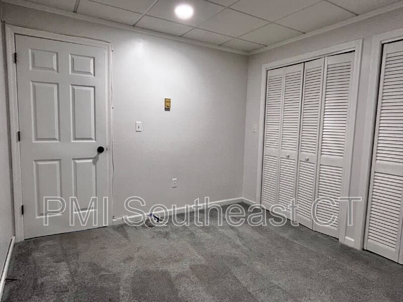 Mystic House: 250 Capstan Ave