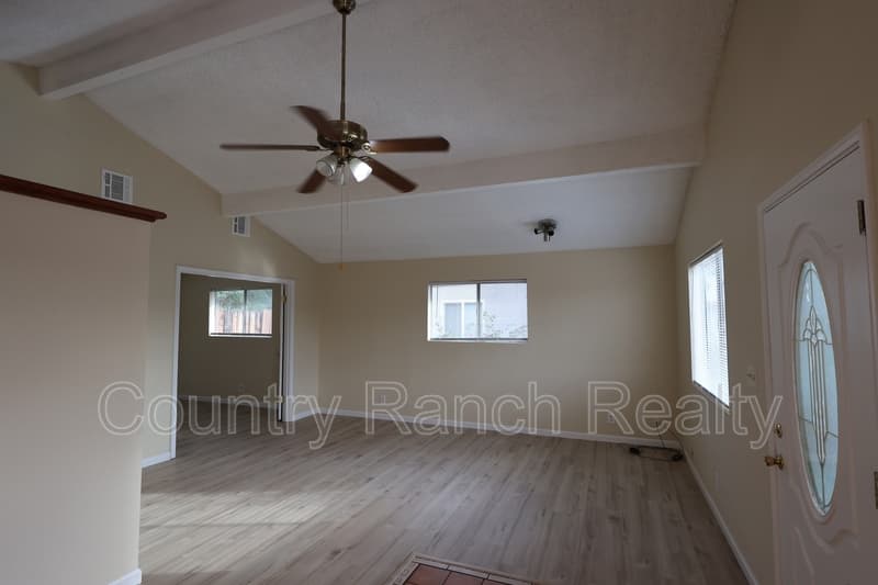 Fort Mohave House: 4274 El Toro Drive