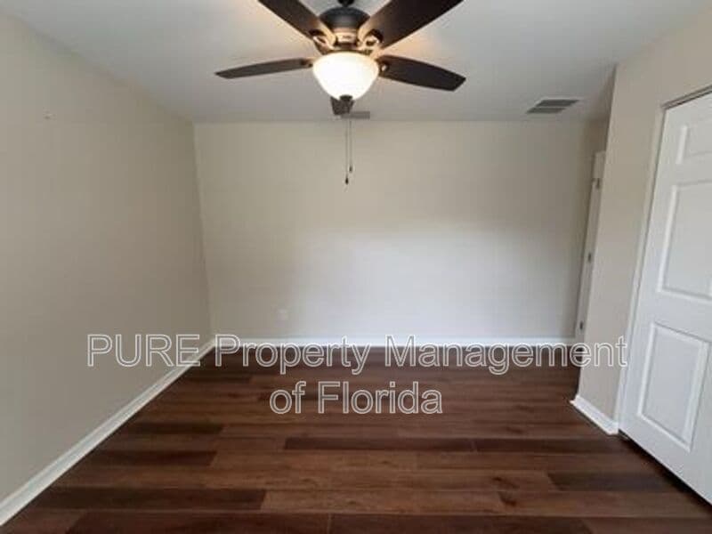 Ocala House: 7529 SW 78th Place