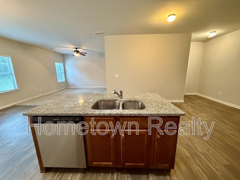 McDonough House: 785 Galveston Way