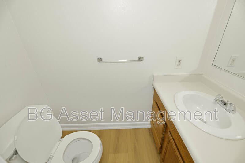 Rodeo House: 810 3rd St
