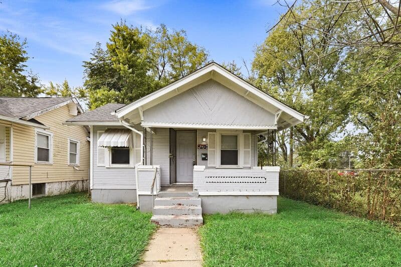 Dayton House: 941 Westwood Ave.
