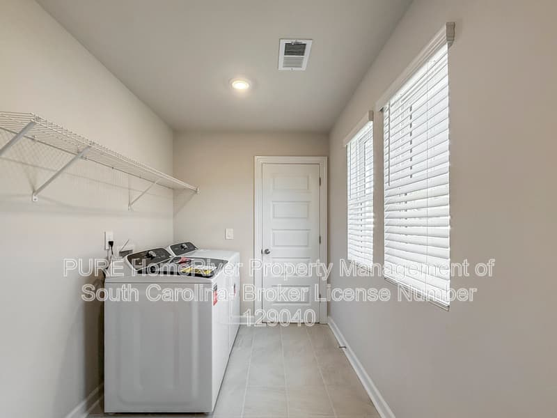Spartanburg House: 210 Moretz Pl