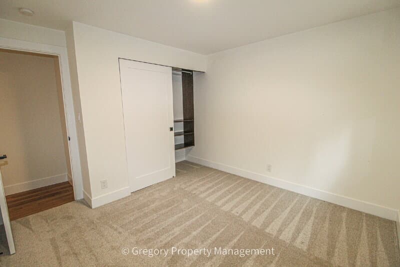 Bothell House: 14806 107th Ave NE