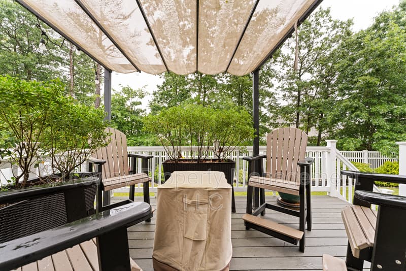Mays Landing House: 232 Pheasant Run Rd