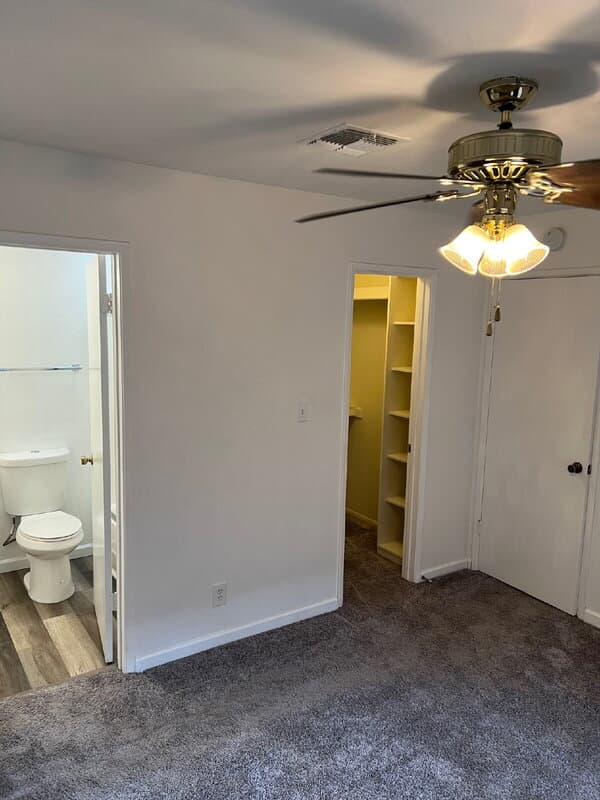Chandler Townhome: 25 N Cottonwood St