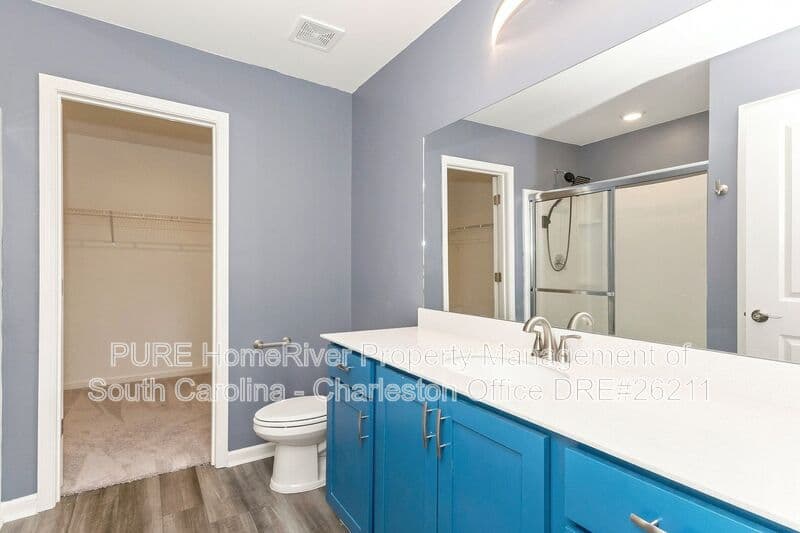 Summerville House: 484 Pender Woods Dr