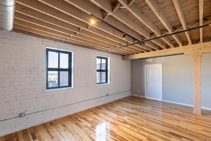 Burlington Condo: 116 N. 4th St. #313