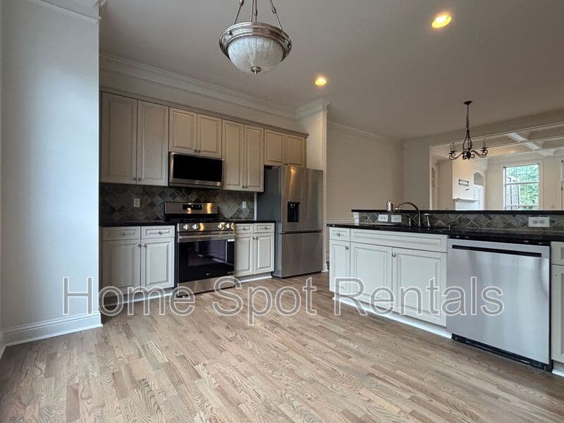 Atlanta House: 2664 Rivers Edge Dr. NE
